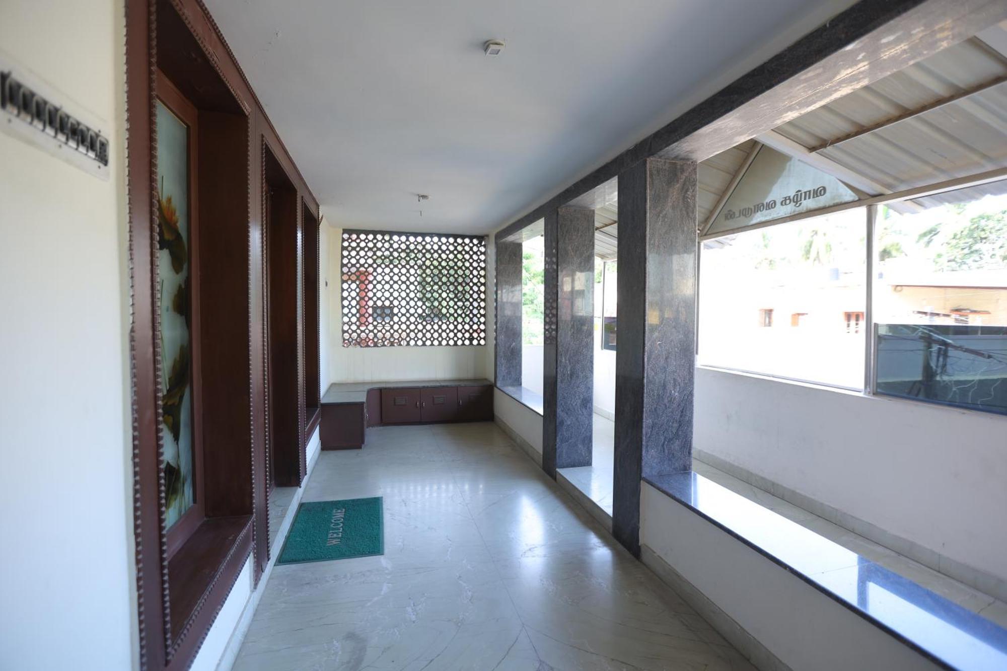 Happyhomes Porur -Near Rmz Software Park-Commerzone-Dlf It Sez Park -L&T Chennai Eksteriør billede