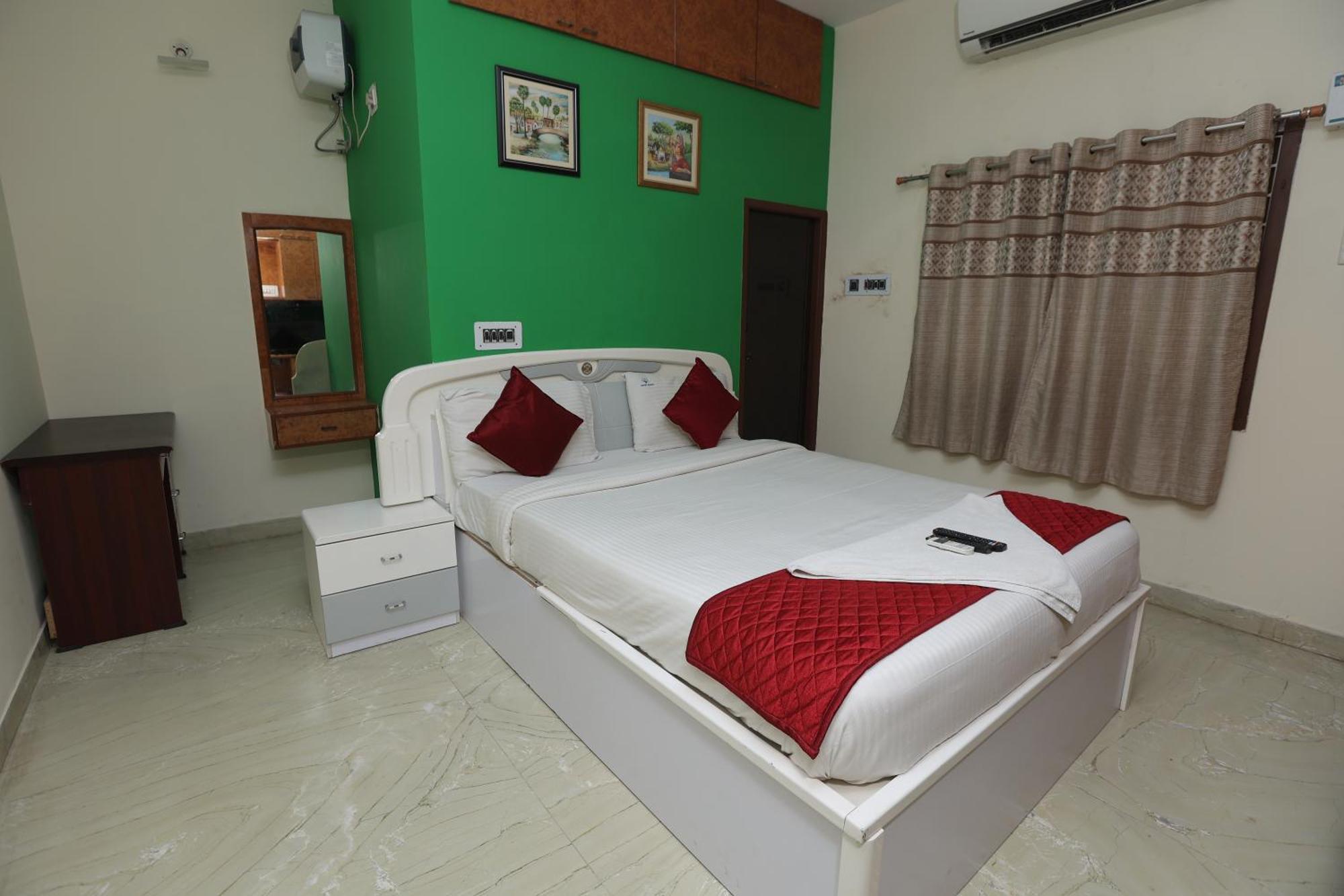 Happyhomes Porur -Near Rmz Software Park-Commerzone-Dlf It Sez Park -L&T Chennai Eksteriør billede